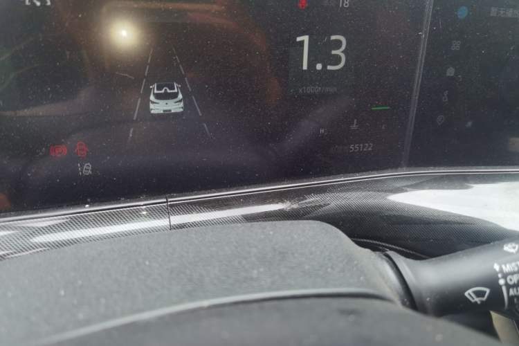 Used CHANGAN UNI-T 2022 1.5T Flagship Edition Odometer Close Up