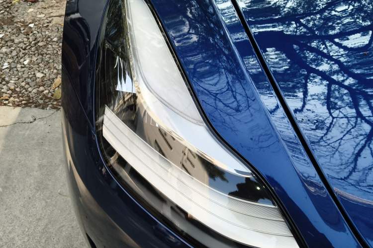 Used Tesla Model 3 2019 Standard Range Rear-Drive Upgraded Version Right Front Headlight