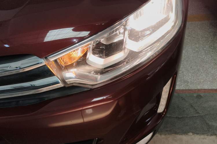 Used Citroen C3-XR 2015 1.6L Manual Pioneer Model Left Front Headlight