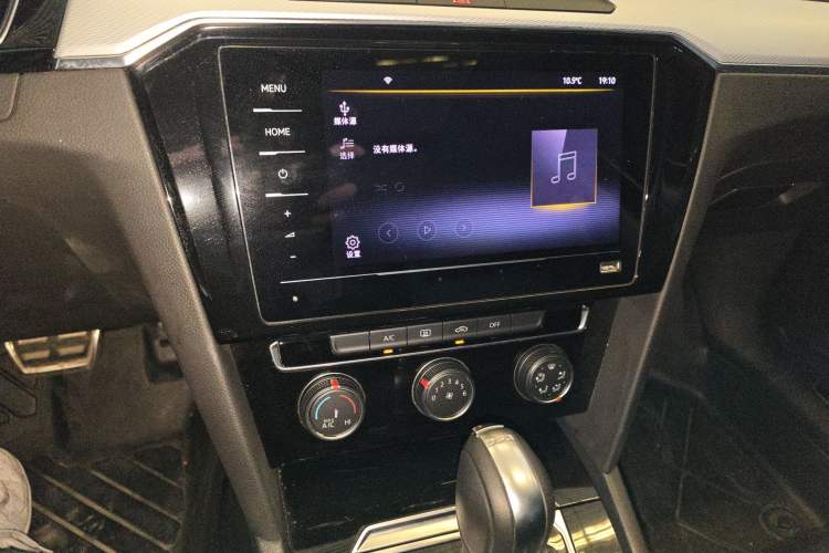 Used Volkswagen Magotan 2025 Zhongxiang Version 280TSI DSG Comfort Edition
