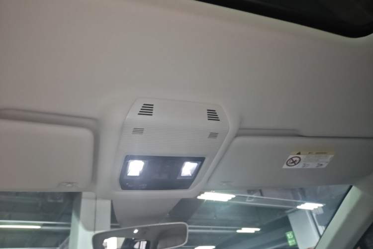 Used Volkswagen Viloran 2022 380TSI Flagship Edition
