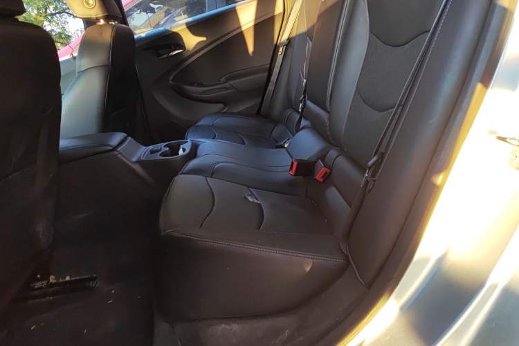 Used Buick VELITE 5 2017 Stylish Extended-Range Model