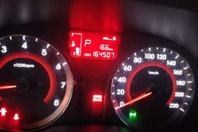 Used Hyundai Verna (older generation) 2016 1.4L Automatic Leading-Edge GLX