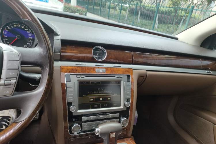 Used Volkswagen Phaeton 2012 3.0L Executive Version