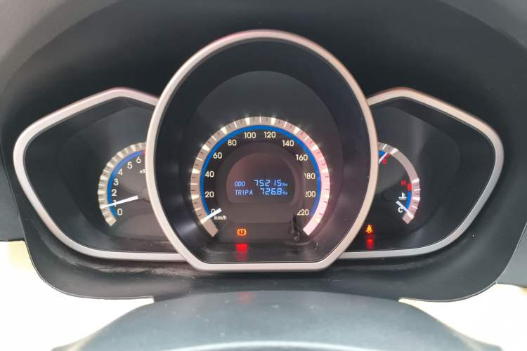 Used Soueast V6 Lingshi 2013 1.5L Manual Comfort Edition