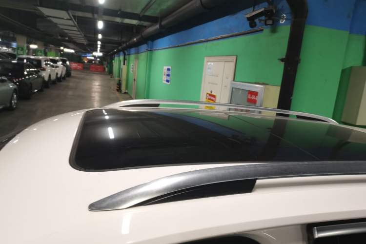 Used Volkswagen Tayron 2020 280TSI Two-Wheel Drive Luxury Connect Edition
