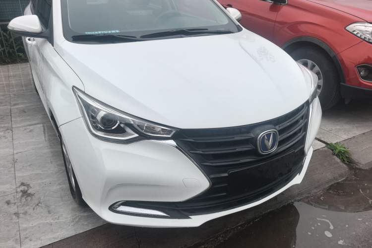 Used CHANGAN Alsvin 2019 1.5L DCT Comfort Model China VI Standard Front Right 45 Deg