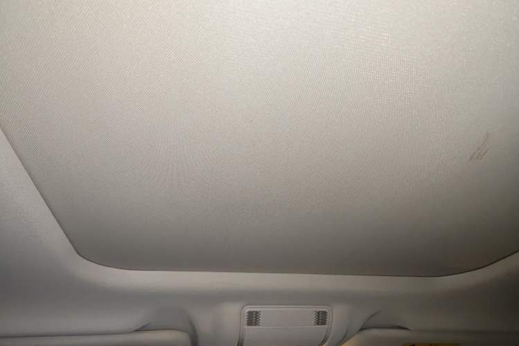 Used Qoros 5 2017 1.6T Automatic Prestige Model Headliner