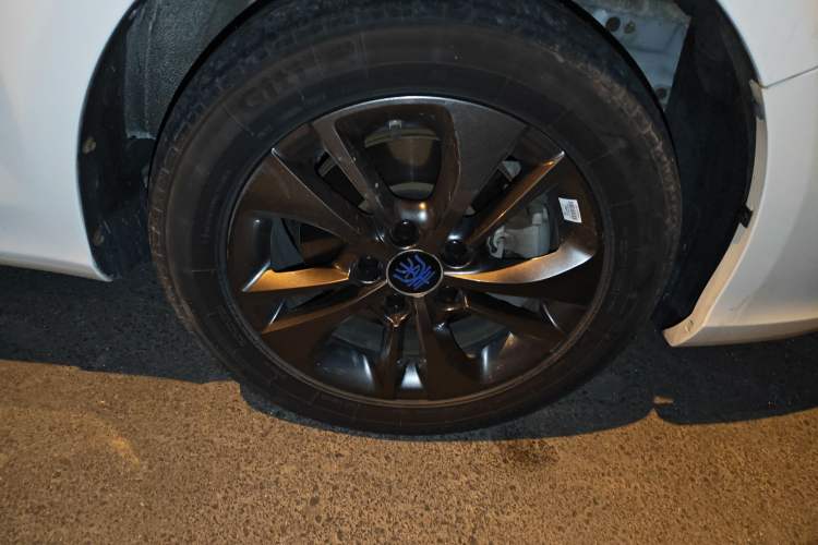 Used BYD Qin New Energy 2017 1.5T Luxury Model