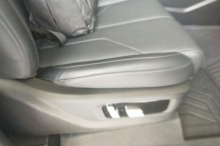 Used Tank 400 New Energy 2023 Hi4-T Super Edition Right Front Seat