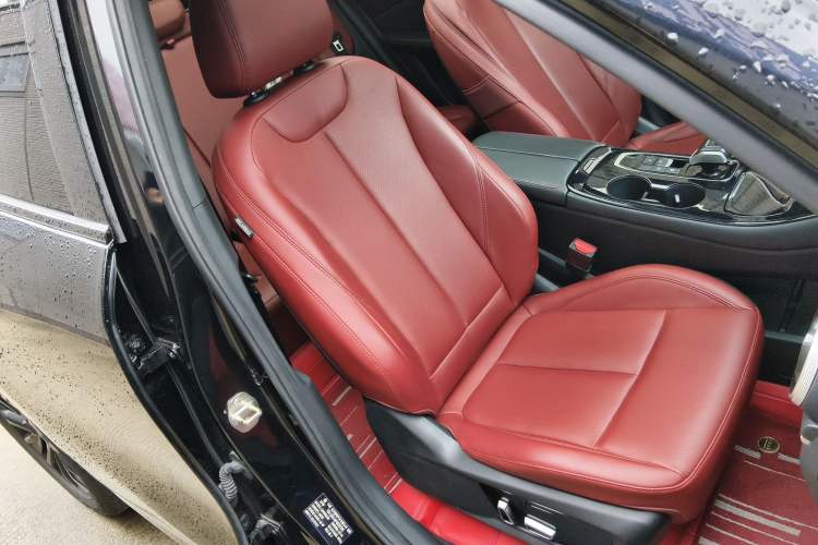 Used FORTHING T5 EVO 2021 1.5TD DCT Starry Edition Right Front Seat