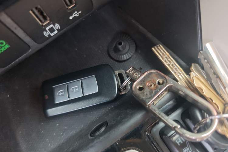 Used Mitsubishi Eclipse Cross 2019 1.5T CVT 4x4 TrueMe Edition China VI Standard