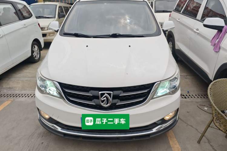 Used Baojun 730 2016 1.5T Manual Comfort Version 7 Seats