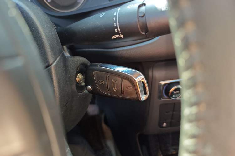 Used Citroen C5 2014 2.0L Automatic Luxury Edition Vehicle Key