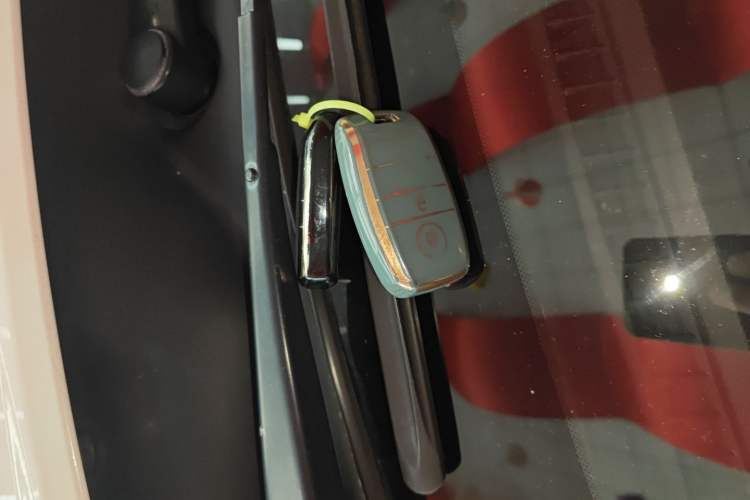 Used Kia Sportage R 2016 2.0L Automatic Two-Wheel Drive DLX Interior 1