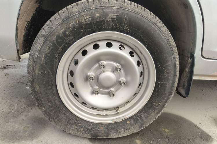 Used Wuling Rongguang New Truck EV 2023 Container Truck Single Row Single Layer Side-Opening Door