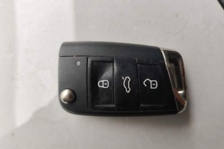 Used Volkswagen Lavida 2023 Revised 1.5L Automatic DeYi Edition Interior 1