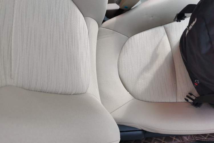 Used Hyundai Verna (older generation) 2014 1.4L Manual Smart GLS Trim