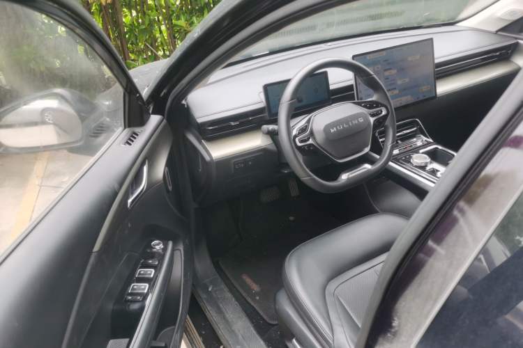 Used Wuling Xingguang 2023 150 Advanced Edition