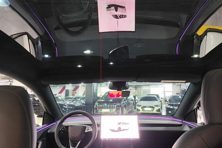 Used Tesla Model Y 2026 Long-Range All-Wheel-Drive Model
