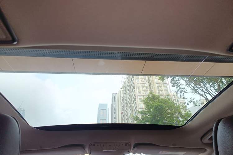 Used Mercedes-Benz E-Class 2023 Updated E 300 L Fashion Edition
