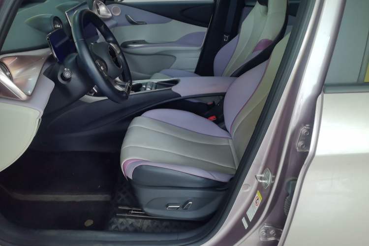 Used BYD Dolphin 2023 420 km Free Version
