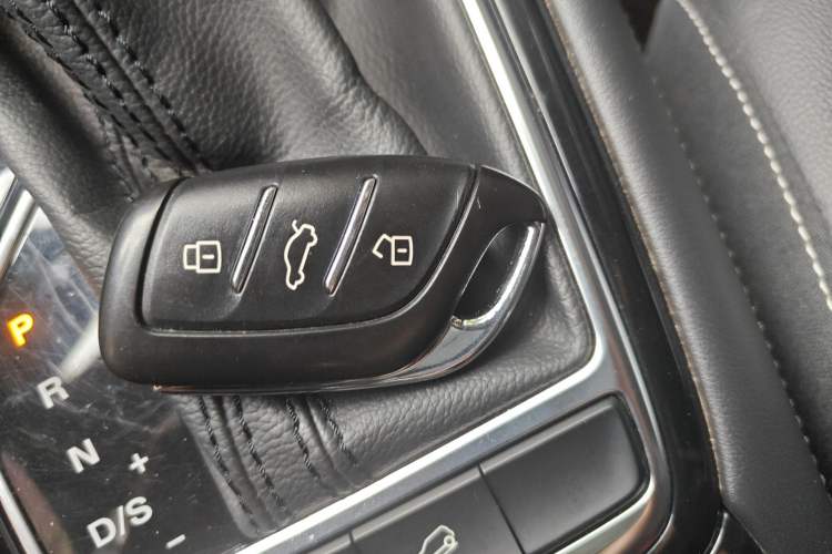 Used Roewe RX3 2018 1.6L CVT Flagship Edition Vehicle Key