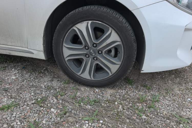 Used Kia K5 New Energy 2018 2.0L Smart Enjoyment Version Right Front Wheel Hub