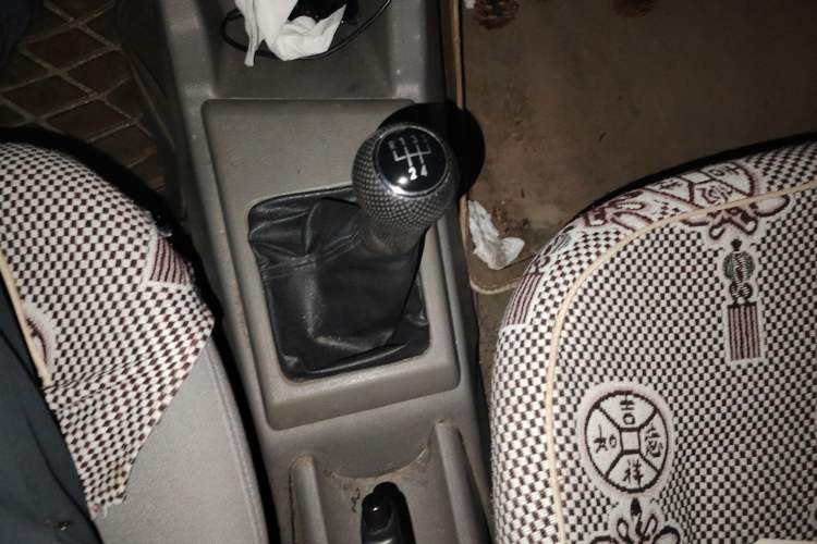 Used Volkswagen Jetta 2010 1.6L Partner