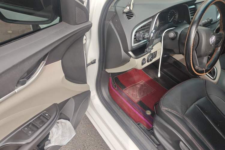 Used Buick GT 2017 15N Automatic Entry-Level Trim
