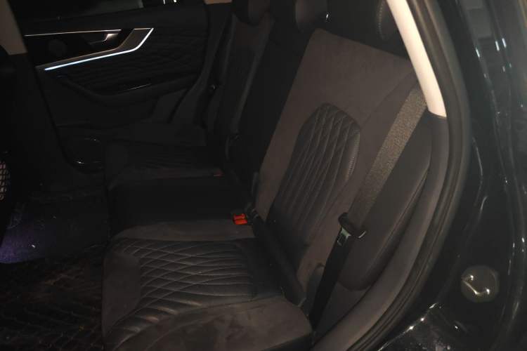 Used Hongqi HS5 2022 2.0T Smart Connect Flagship All-Wheel-Drive Version