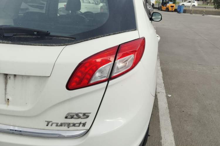Used GAC Trumpchi GS5 2012 2.0L Manual Two-Wheel Drive Comfort Edition
