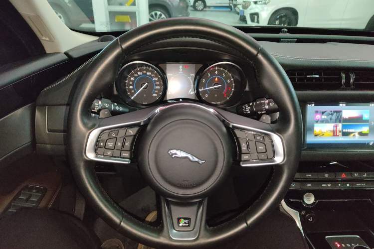 Used Jaguar XF 2016 XF 2.0T Two-Wheel-Drive R-Sport Sport Edition