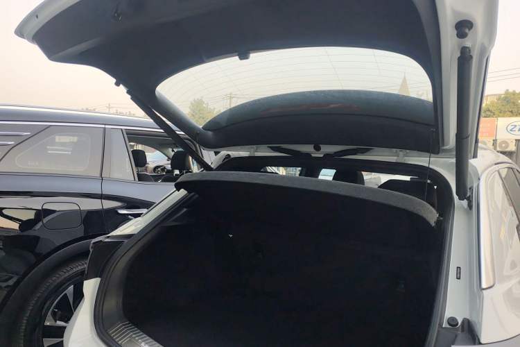 Used Volkswagen T-ROC 2023 300TSI DSG Two-Wheel-Drive Chen Guang Edition