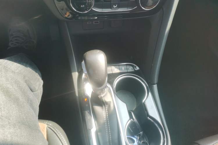 Used Buick Encore GX 2020 20T CVT Two-Wheel Drive Luxury Version