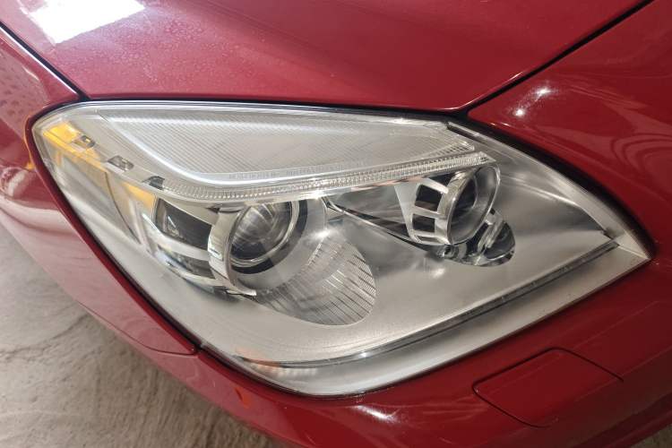 Used Mercedes-Benz SLK-Class 2011 SLK 200 Fashion Model