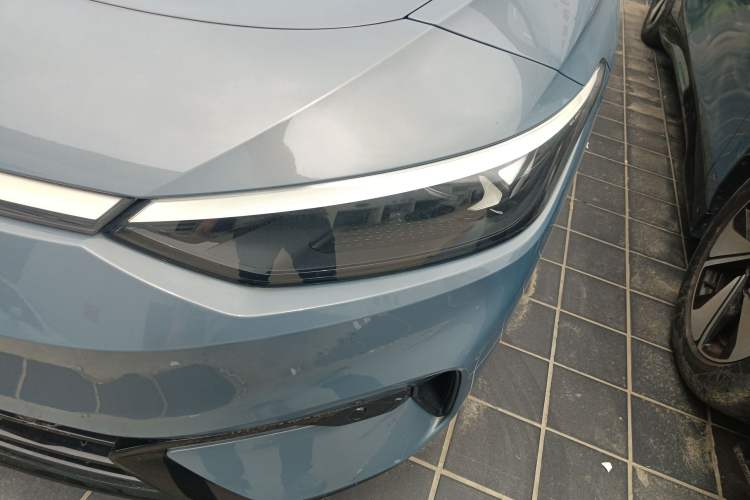 Used Volkswagen ID.7 VIZZION 2024 AIR model Left Front Headlight