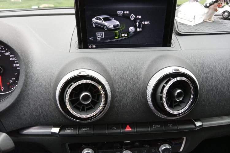 Used Audi A3 2019 Limousine 35 TFSI Sport Edition China V Emission Standard
