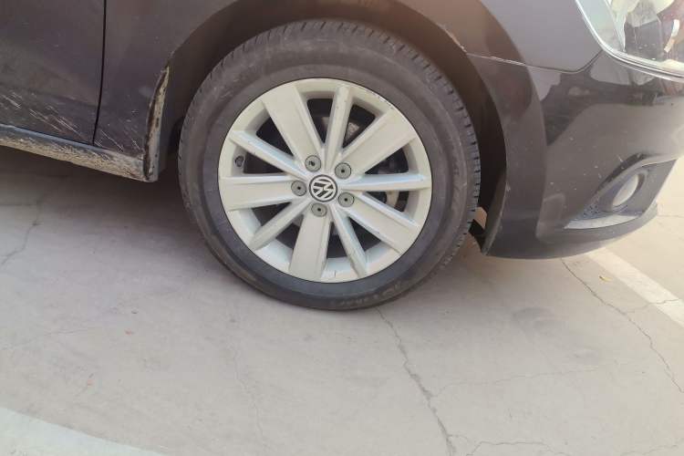 Used Volkswagen Jetta 2013 1.6L Manual Comfort Model