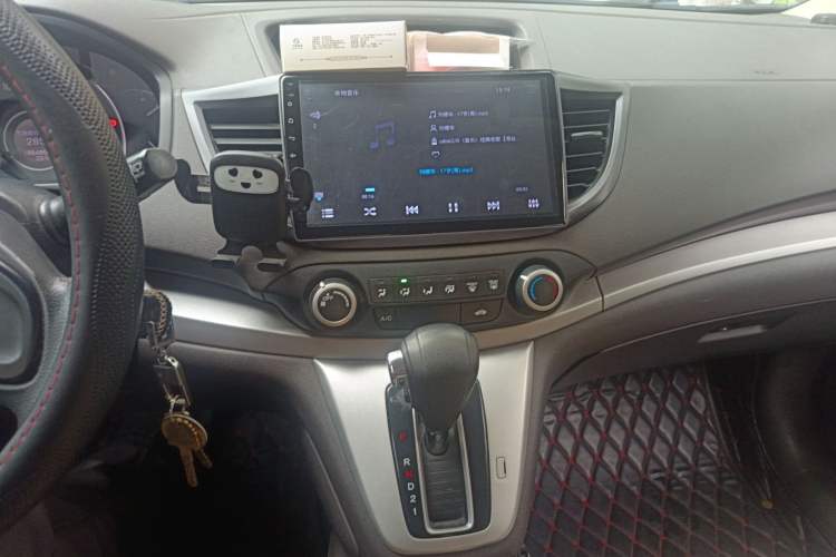 Used Honda CR-V 2012 2.0L two-wheel drive urban version