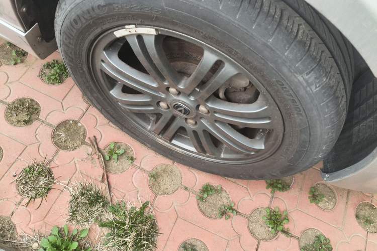 Used CHANGAN Alsvin 2011 Sedan 1.5L Manual 3G Edition