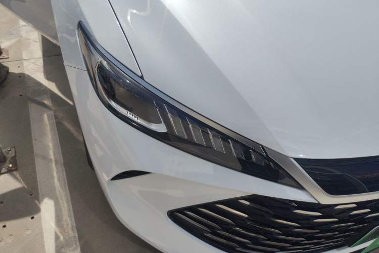 Used BYD Qin PLUS 2025 DM-i Smart Drive 55KM Leading Model