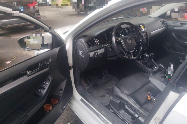 Used Volkswagen Sagitar 2015 230TSI Manual Comfort Version