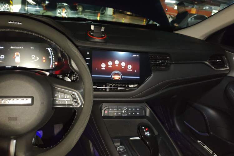 Used Haval F7 2019 2.0T Four-Wheel Drive iJoy China V Standard
