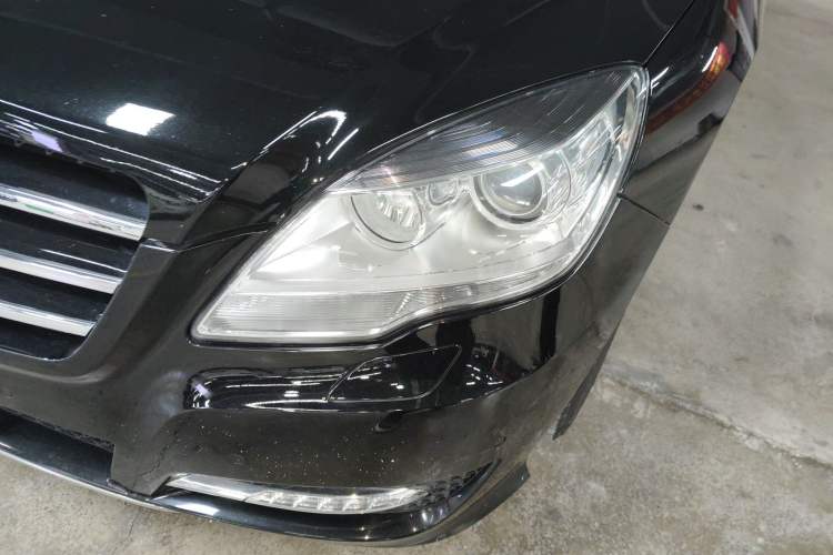 Used Mercedes-Benz R-Class 2017 R 320 4MATIC Business Edition Prestige Model
