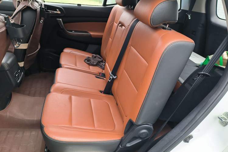 Used CHANGAN OSHAN CX70 2017 CX70T 1.5T Manual High-Performance Edition Left Rear Seat