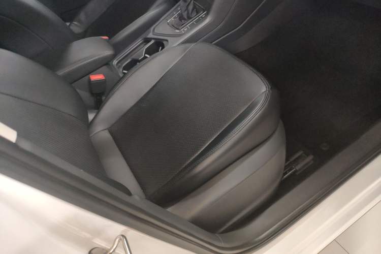 Used Volkswagen Tharu 2019 280TSI Two-Wheel-Drive Trend Edition China V Standard Right Front Seat