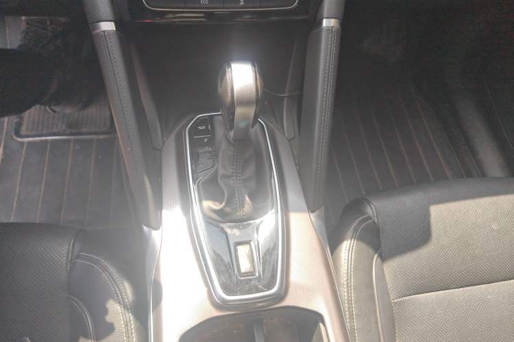 Used Renault Koleos 2017 2.0L Two-Wheel Drive Luxury Edition