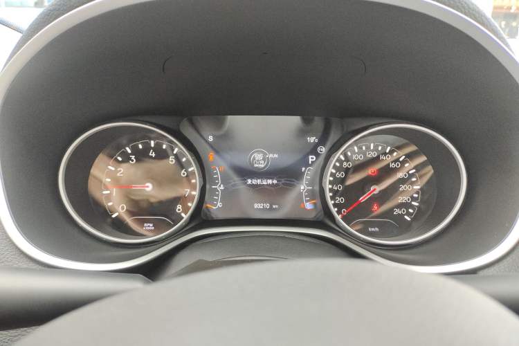 Used Jeep Compass 2019 220T Automatic Family Edition
