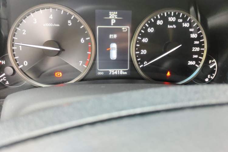 Used Lexus NX 2016 200 Special Limited Edition Odometer Close Up